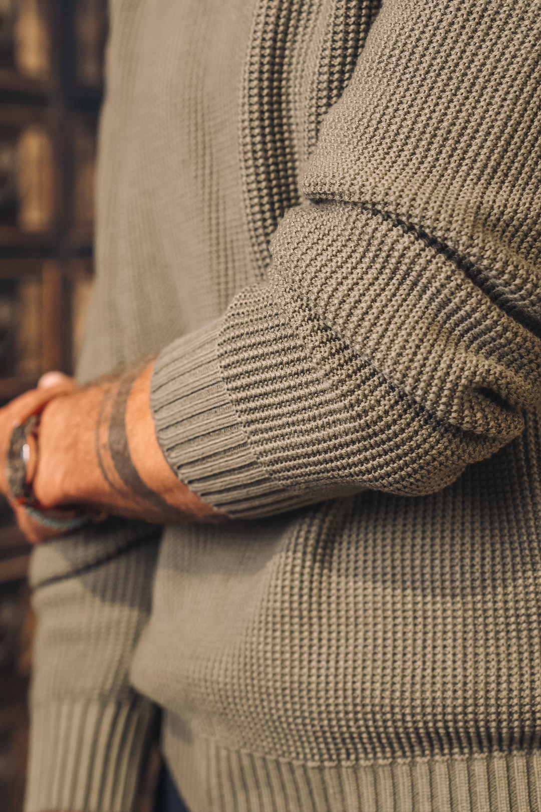 Comment bien choisir la taille d'un pull tricoté sans couture