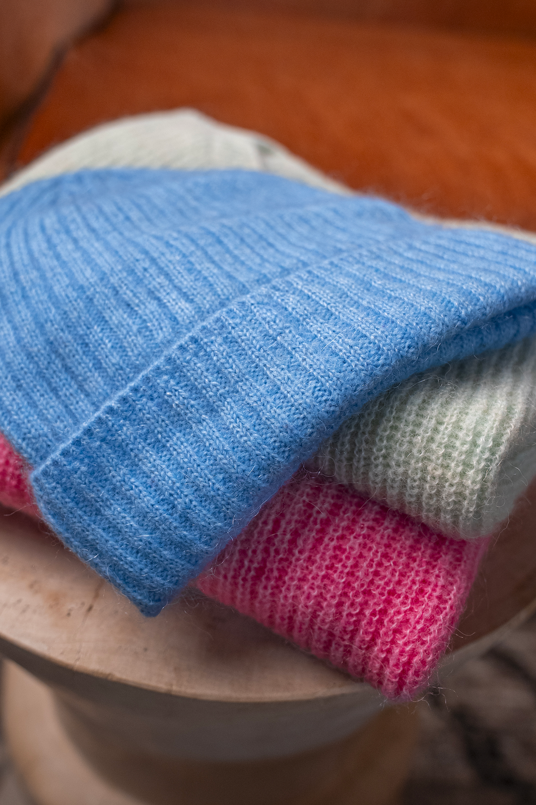 Stocker ses pulls et bonnets l'été : nos conseils pour les retrouver impeccables